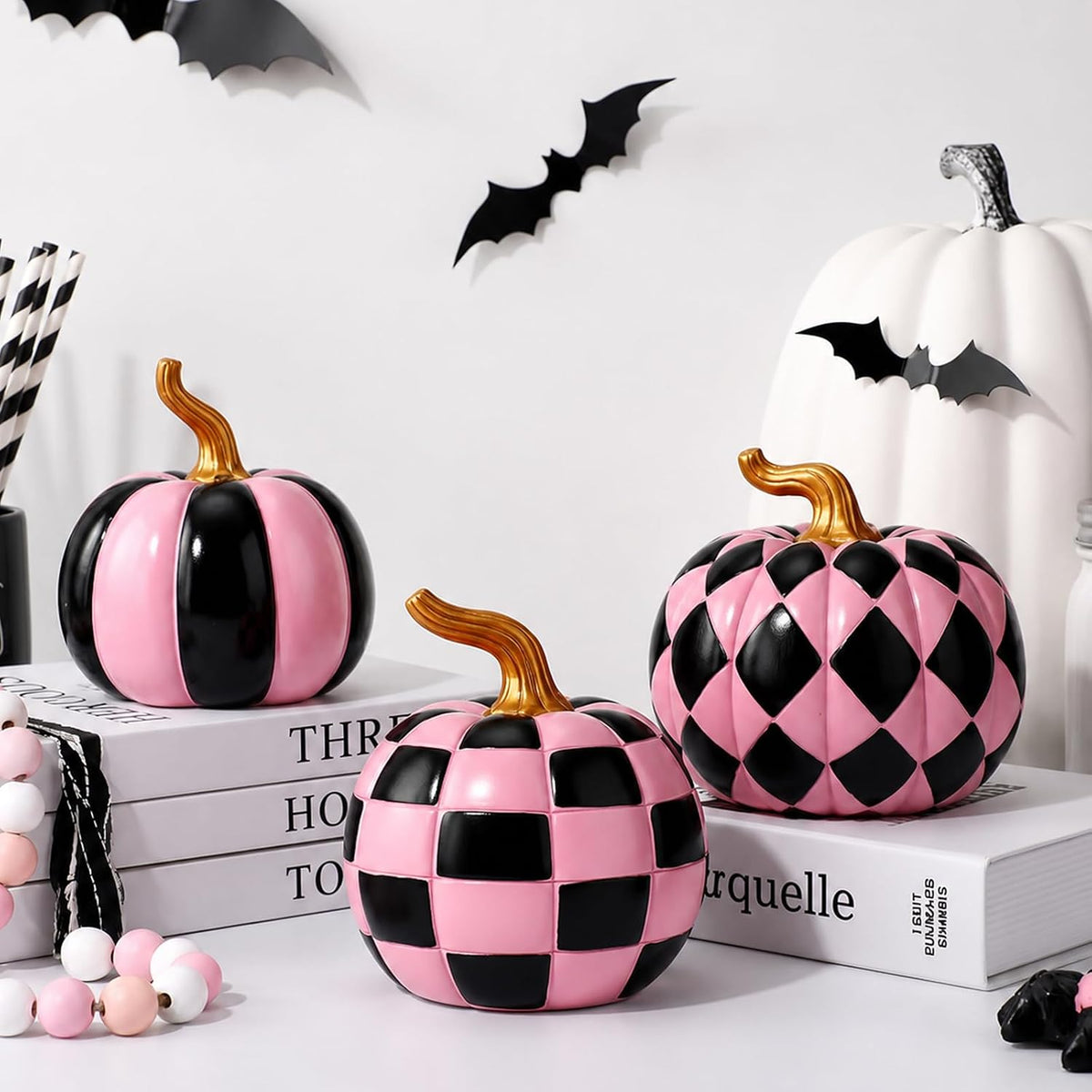 3 Pcs Halloween Resin Checkered Pumpkin, Pink and Black Pumpkin Table Decor | Pink Halloween, Pink Fall Decor, Thanksgiving Autumn Party Supplies, Dining Table Centerpiece Set, Ornaments for Tiered Tray